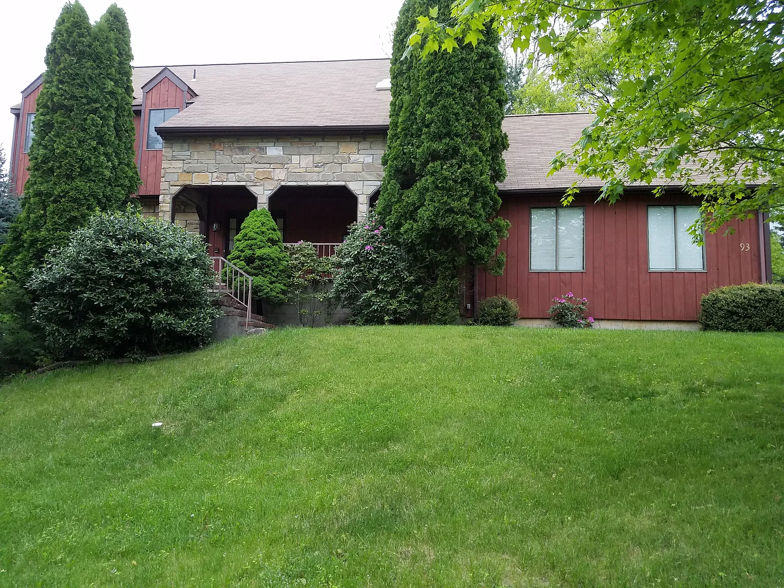 93 Knob Hill Rd photo 1