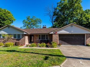 826 Dean Dr, Jefferson City, MO 65109