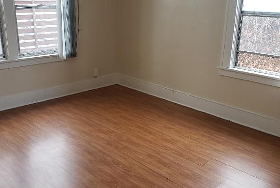 4th image of 2850 Francis Ave APT 14
