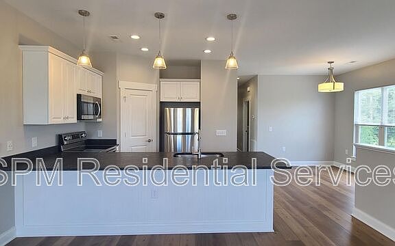5th image of 800 Nixon St #2