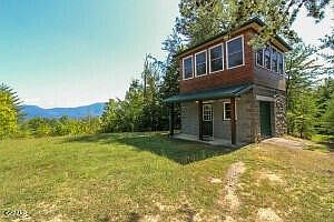 2nd image of 3009 Blue Springs Way