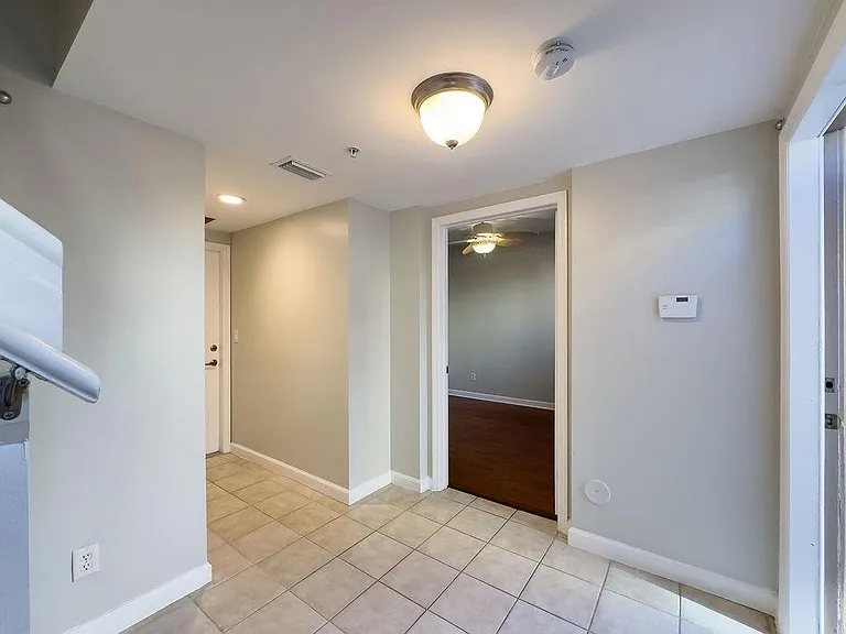 2322 Vintage Dr — Photo 18