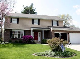 1901 Cheyenne Dr, Godfrey, IL 62035