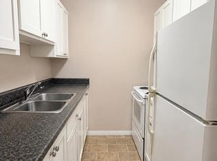 429 Bruce Ave Unit 3, Windsor, ON N9A 4X1