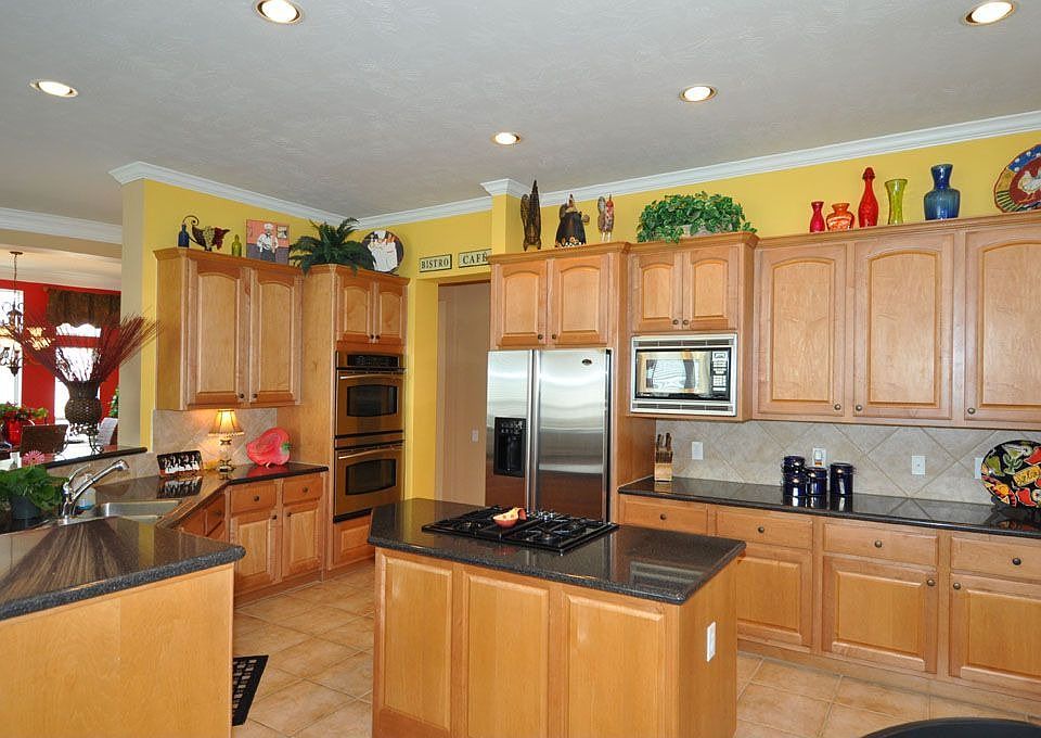 1st image of 3315 McMahon Way