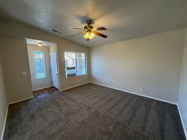 375 S Main St #8 — Photo 4