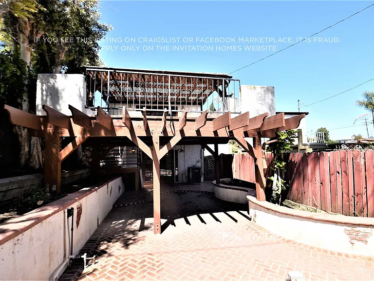 1435 W 3rd St — Photo 20