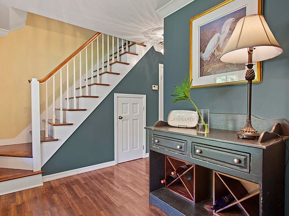 3rd image of 105 La Branche Ave