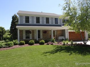 1404 Juliet Ln, Libertyville, IL 60048