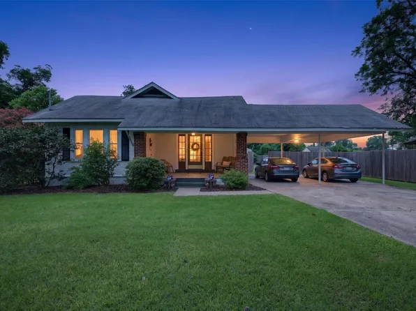 4940 Dixie Garden Dr, Shreveport, LA 71105