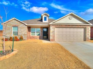 9816 Glover River Dr, Yukon, OK 73099