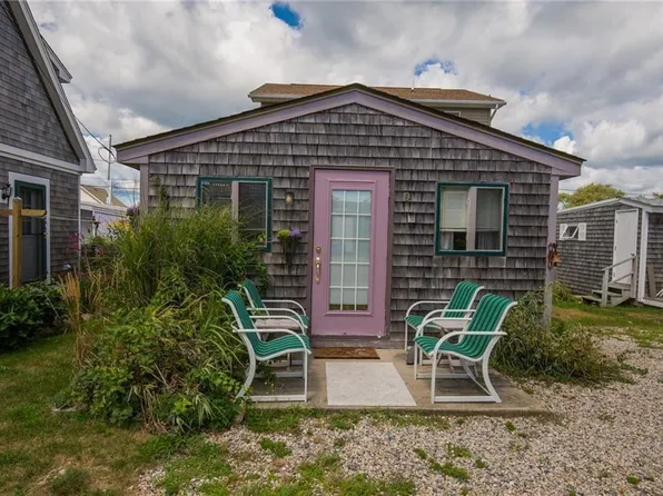 9 Lane Three, Narragansett, RI 02882