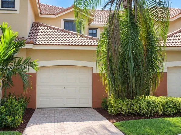 4258 Vineyard Cir, Fort Lauderdale, FL 33332