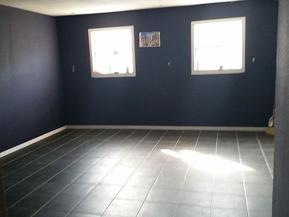 4th image of 1254 Royal Oak Dr