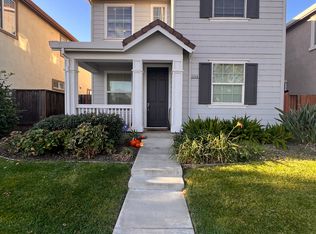1115 Valley Glen Dr, Dixon, CA