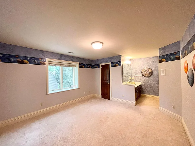 8034 Balmoral Ct — Photo 29