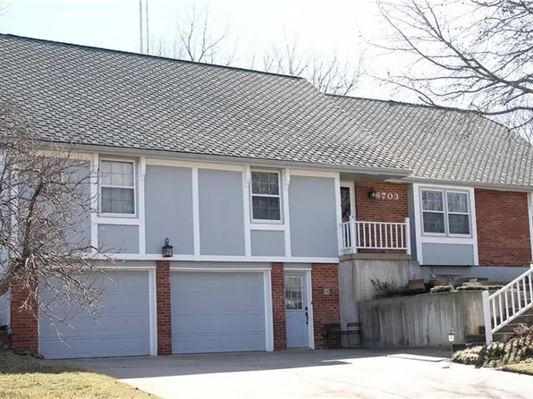 6703 Hauser Dr, Shawnee, KS 66216