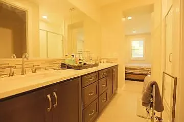 138 Saratoga Ave #5 — Photo 9