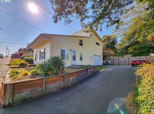 2184 Sherman Ave, North Bend, OR