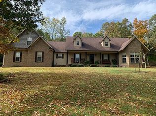 16 Robert Crocker Rd, Bradford, TN 38316