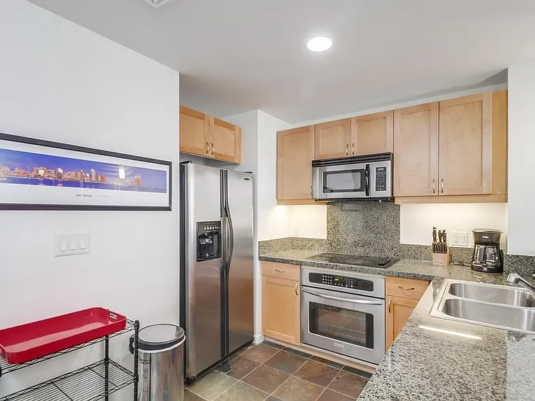 1150 J St #603 — Photo 14