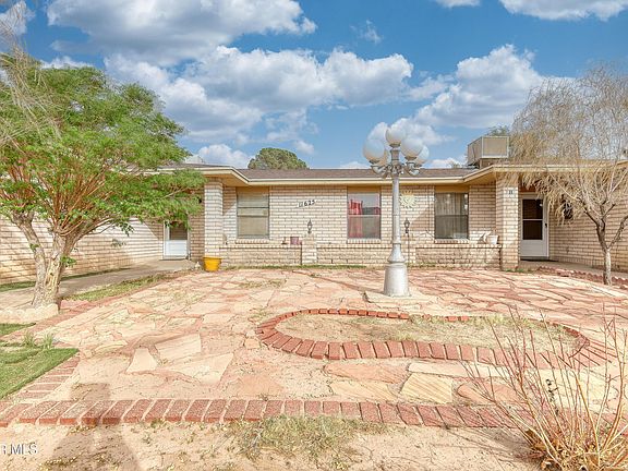 3rd image of 11625 Soberana Ln #A & B