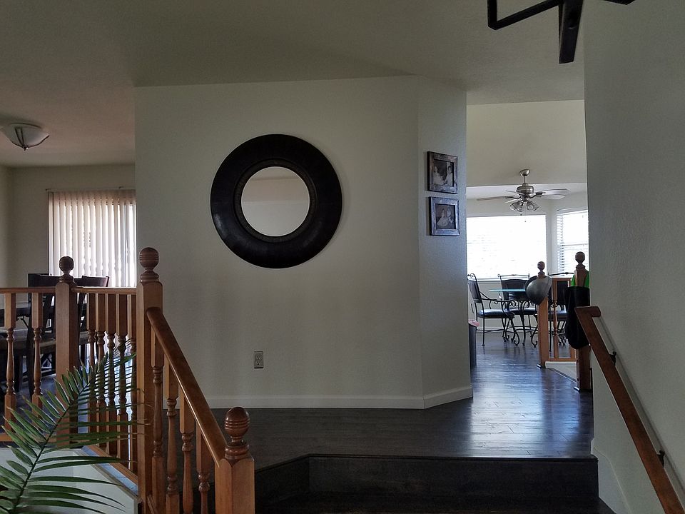 2nd image of 8667 Daimler Way