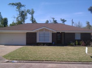 1908 Greenbriar Ave, Orange, TX 77632