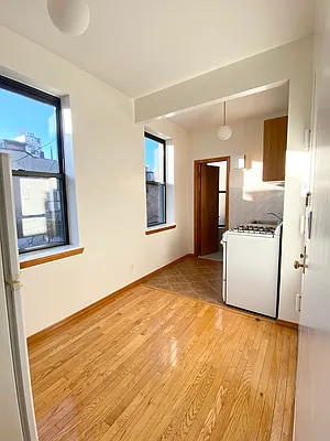 Rented by Oxford Property Group | media 8