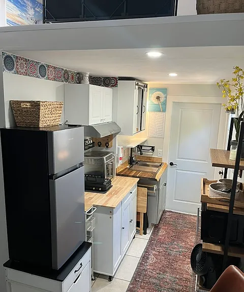 Loft above the kitchen area.
