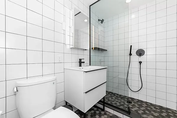 Rented by Outpost Brokerage LLC | media 44