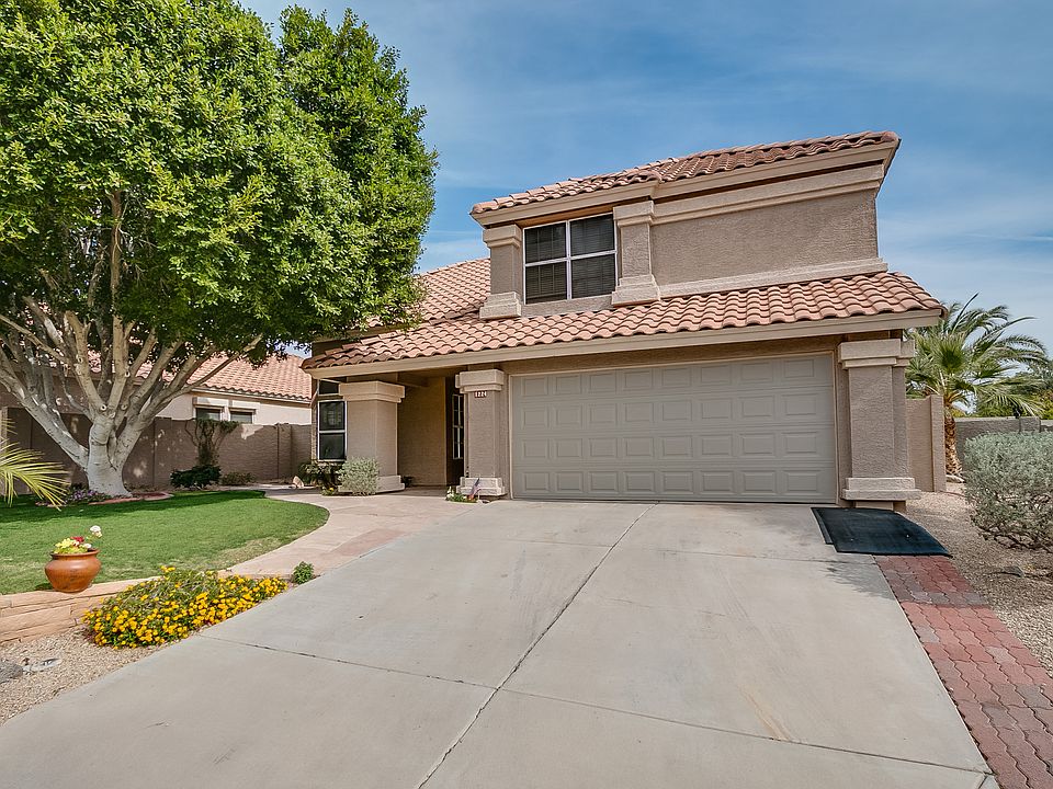 1st image of 1224 E Mountain Vista Dr