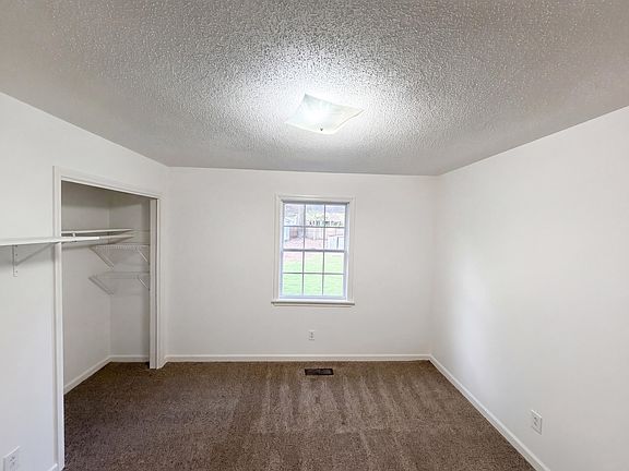 4th image of 144 Green Shadow Rd SE