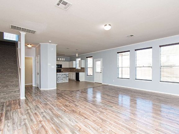 3rd image of 413 E Orion Dr
