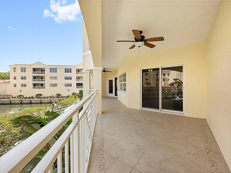 14041 Bellagio Way #214 — Photo 32