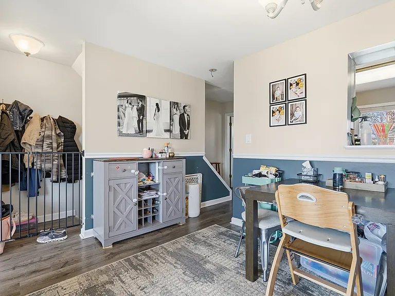131 Meridan St #1 — Photo 10