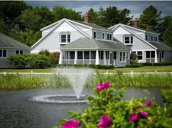 34 Village Way #34, Rockport, ME 04856