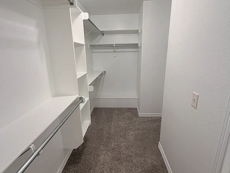 696 Galleon Ave — Photo 17