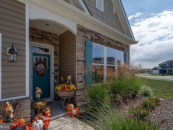 2nd image of 31134 Beach Cove Dr