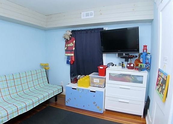 2nd image of 740 Quinnipiac Ave Unit 2