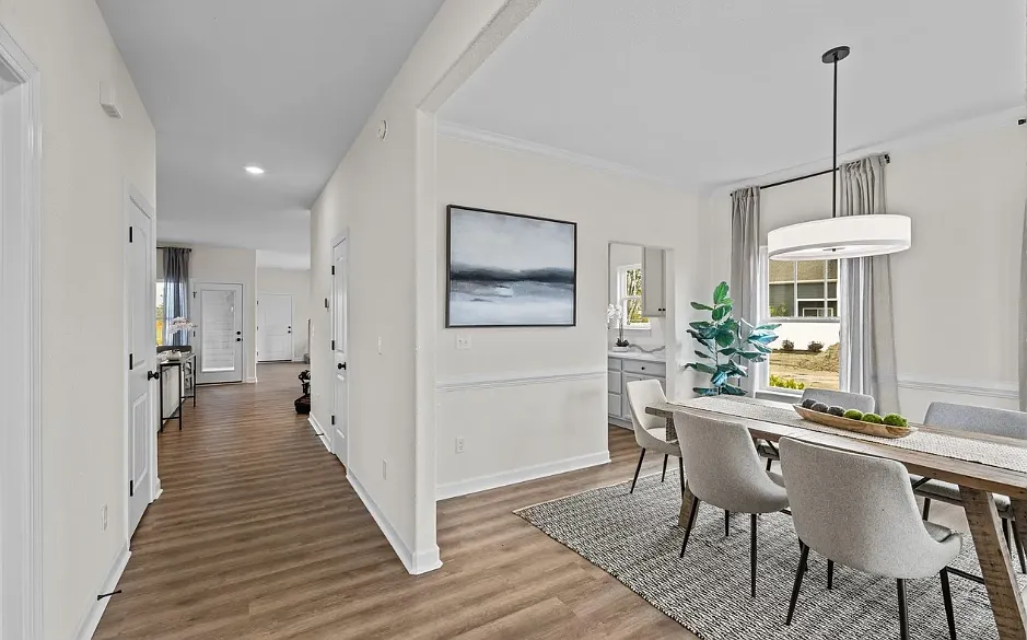 4 bed, 3000 sqft, $4,300 — Photo 3