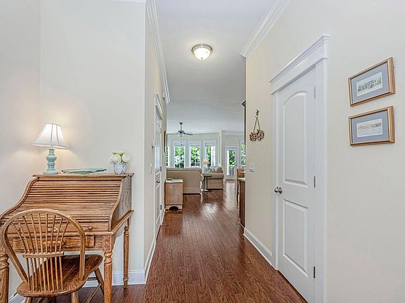 4th image of 3695 Spindrift Dr