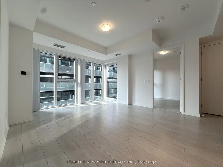400 King St W #1122 — Photo 5
