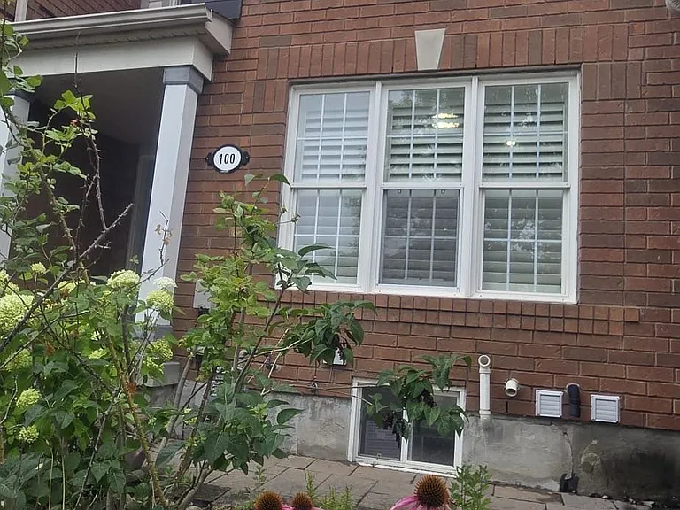 100 Staines Rd — Photo 3