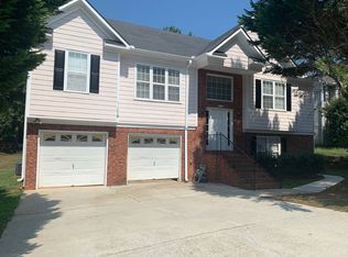 2765 Maple Vista Ln, Lawrenceville, GA 30044