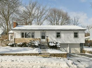 136 Truro Ln, Milton, MA 02186