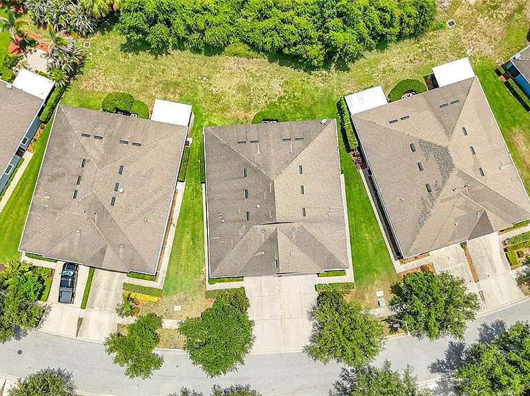 7434 Surrey Pines Dr — Photo 44