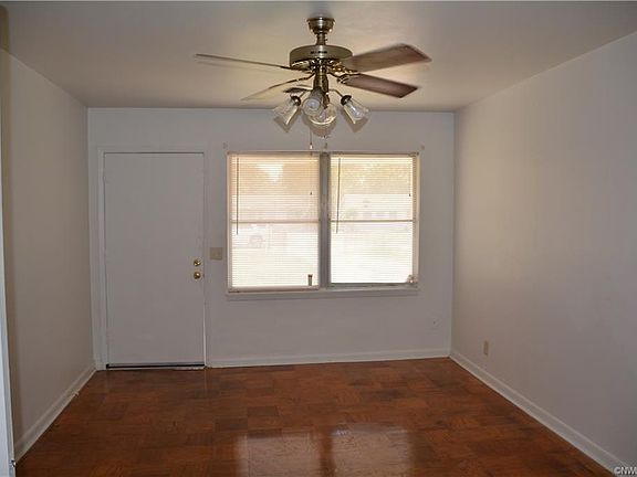 4th image of 3002 Randolph St
