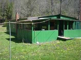 106 Thayer Dr, Fairhope, PA 15538