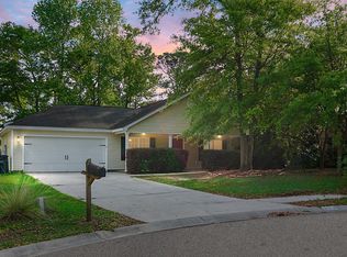 301 Huntington Ct, Hanahan, SC 29410